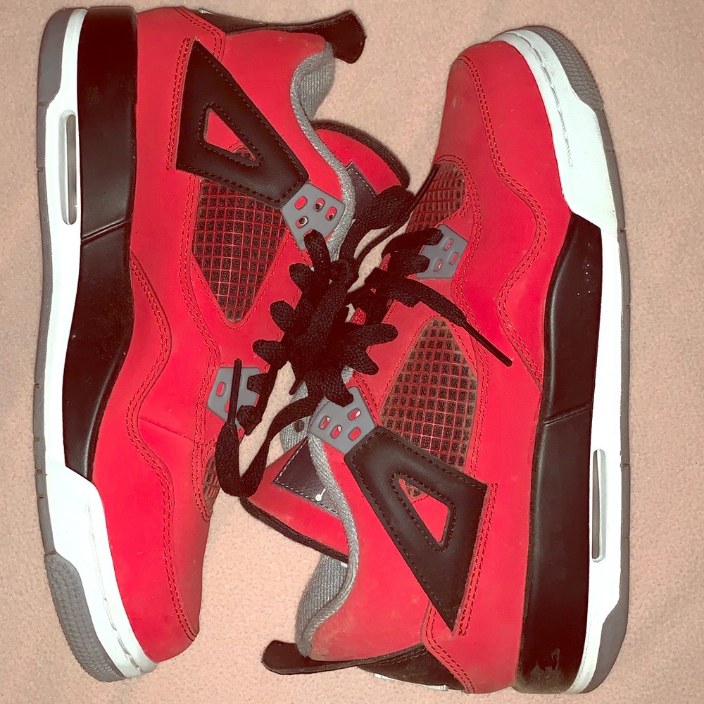 Jordan Toro Bravo 4s